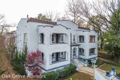 Main picture of 1115 Ponce de Leon Ave NE