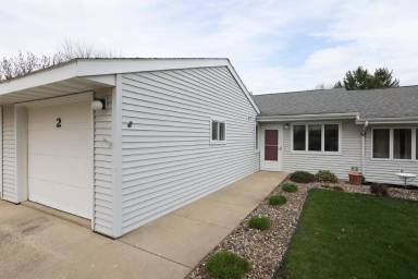 Main picture of 704 Clearview Dr