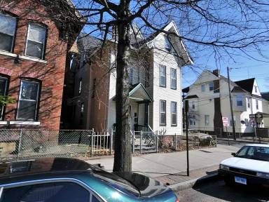 Main picture of 329 Grand Ave