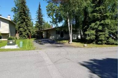 Main picture of 5631 Sheltie Ave