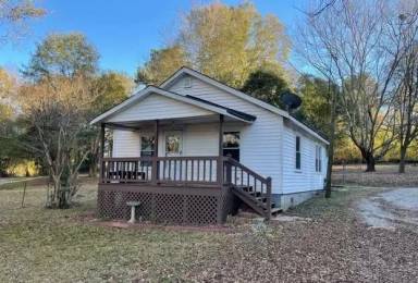 Main picture of 107 E Fairfield Rd