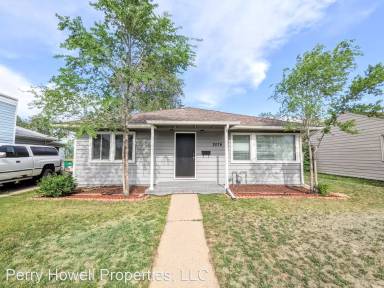Main picture of 2076 Havana St