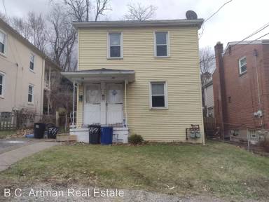 Main picture of 744 Eathan Ave
