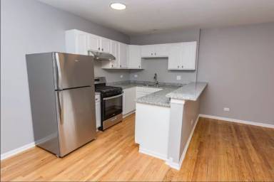 Main picture of 7350 S Phillips Apartments