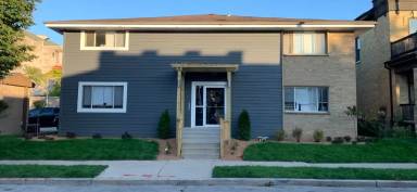Main picture of 1466 N Farwell Ave