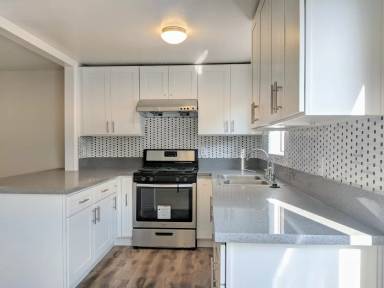 Main picture of 444 S Garfield Ave