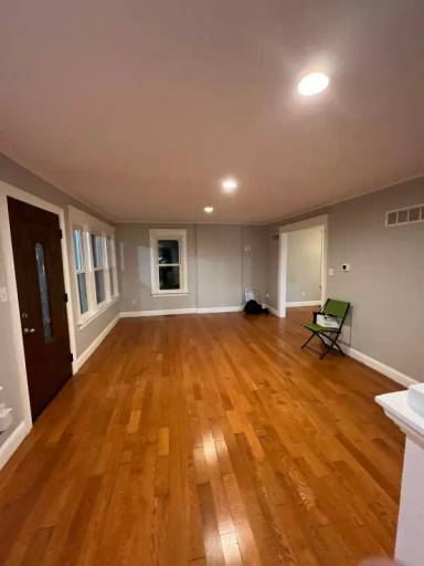 Main picture of 123 S Cedarbrook Rd