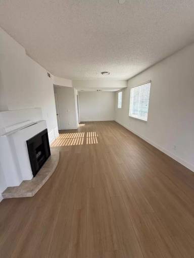 Main picture of 1735 Peyton Ave