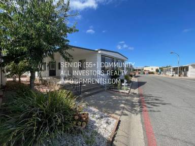 Main picture of 141 Douglas Dr