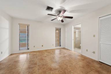 Main picture of 759 96th Ave N