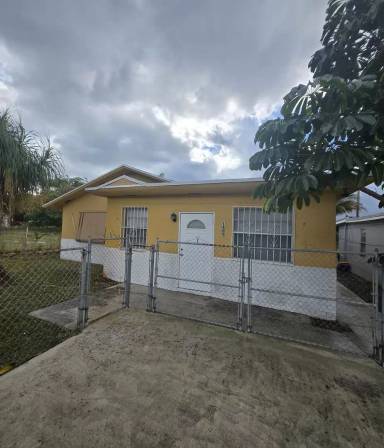Main picture of 1489 Silver Beach Rd