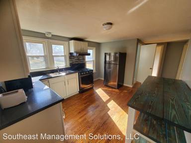 Main picture of 2841 Vista Ln