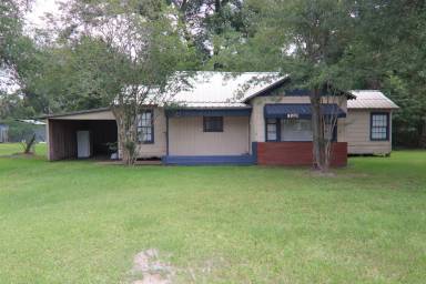 Main picture of 3528 Raven St