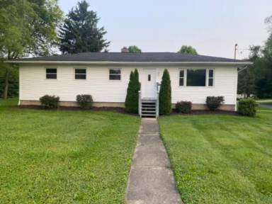 Main picture of 301 McKinney Blvd
