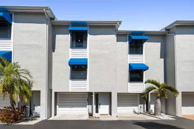 Main picture of 745 Pinellas Bayway S