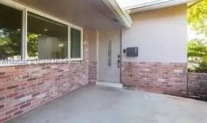 Main picture of 2221 N 50th Ave