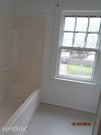 Main picture of 39 Cummings St