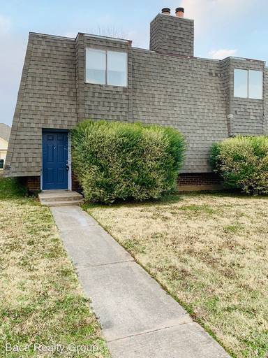 Main picture of 1303 Eastgate Dr