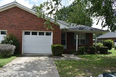 Main picture of 1981 Essex Dr
