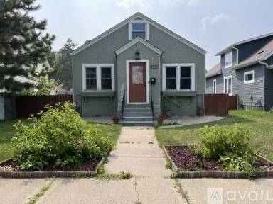 Main picture of 3414 26th Ave S