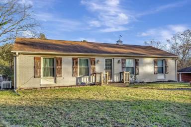 Main picture of 4808 Shadescrest Dr