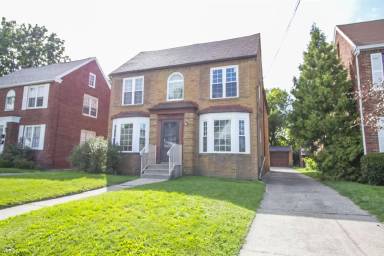 Main picture of 3933 Torrance Dr