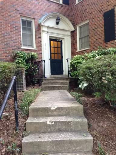 Main picture of 101 S Laurel Ave