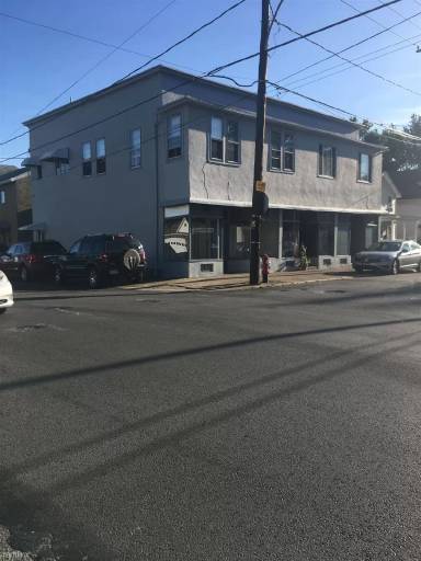 Main picture of 1780 Brick Ave