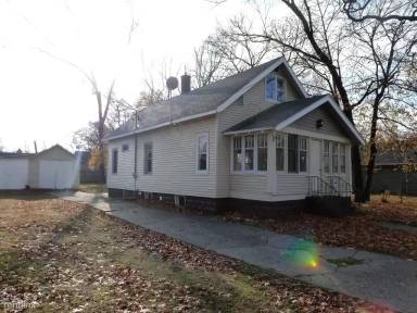 Main picture of 941 Amity Ave