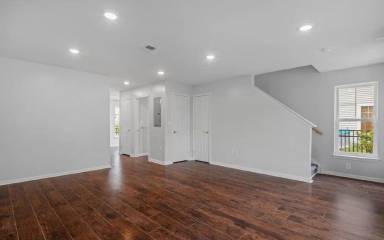 Main picture of 1616 S 31st St