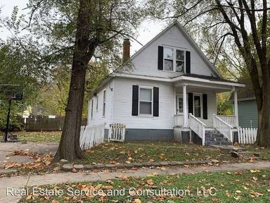 Main picture of 1412 S College St