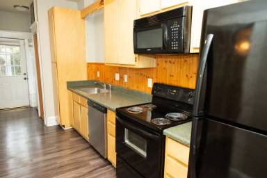 Main picture of 6 S Granby St