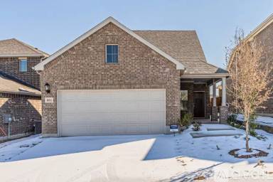 Main picture of 801 Leavenworth Dr