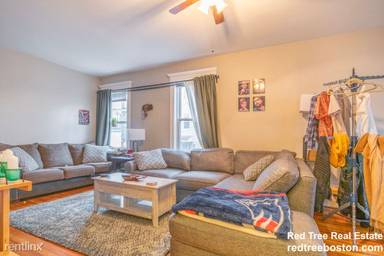 Main picture of 98 Cypress St