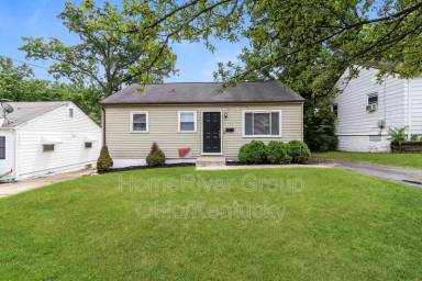 Main picture of 1821 Catalpa Ave