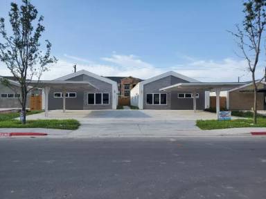 Main picture of 1305 E Iris Ave
