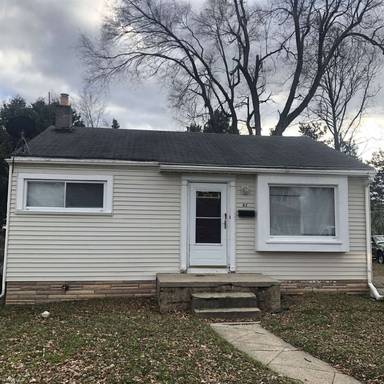 Main picture of 62 E Beverly Ave