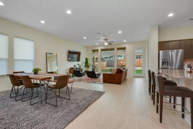 Main picture of 9520 Alex Ln