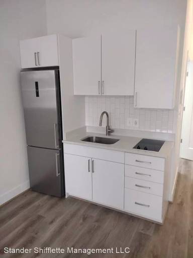 Main picture of 6703-6721 York Rd