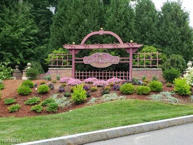 Main picture of 23 Cabernet Dr