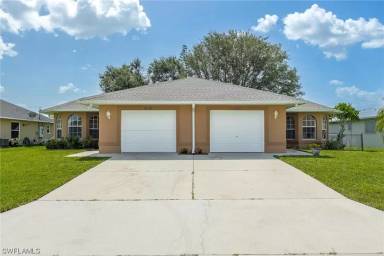 Main picture of 4522 SW 7th Pl