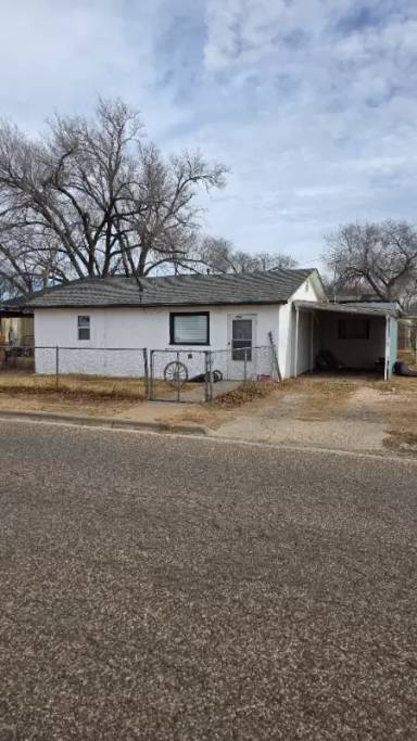 Main picture of 304 Fir St
