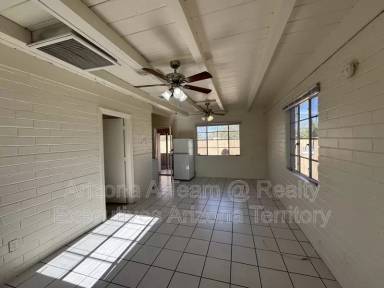 Main picture of 2631 N Fontana Ave