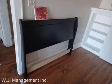 Main picture of 5251 W Madison St