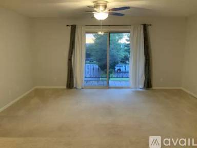 Main picture of 721 Highwood Dr
