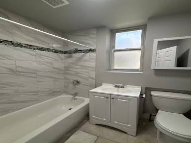Main picture of 7034 S Harper Ave