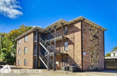 Main picture of 1143 14th Ave S