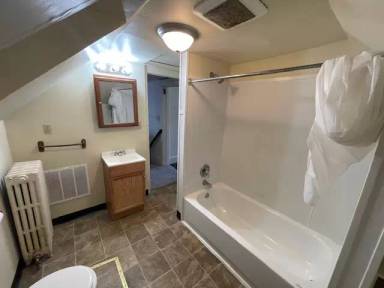 Main picture of 1851 North St
