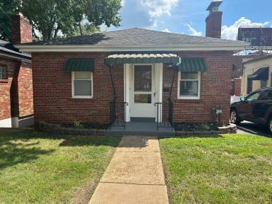 Main picture of 5744 Murdoch Ave