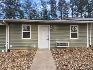 Main picture of 402 Mount Bethel Rd